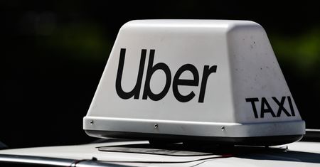 Te rzeczy Polacy najczęściej gubią w Uberach. Pojawił się raport