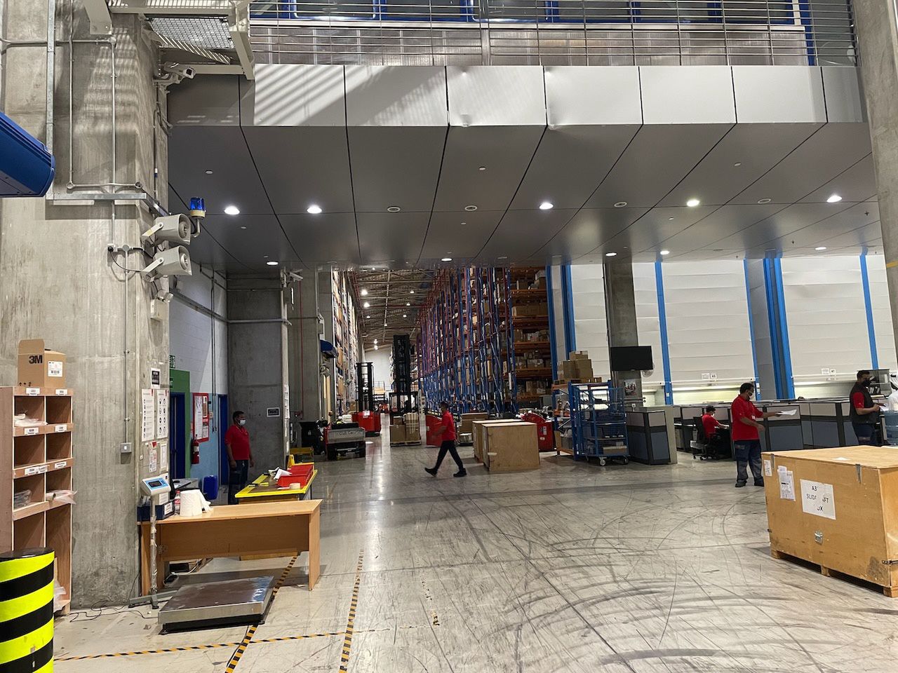 Magazyn części zamiennych Emirates w Dubaju