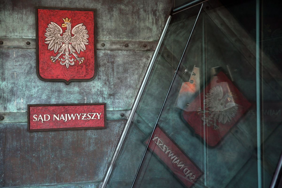 Niemcy piszą o Polsce: "Powstaje państwo bez niezależnego sądownictwa" 