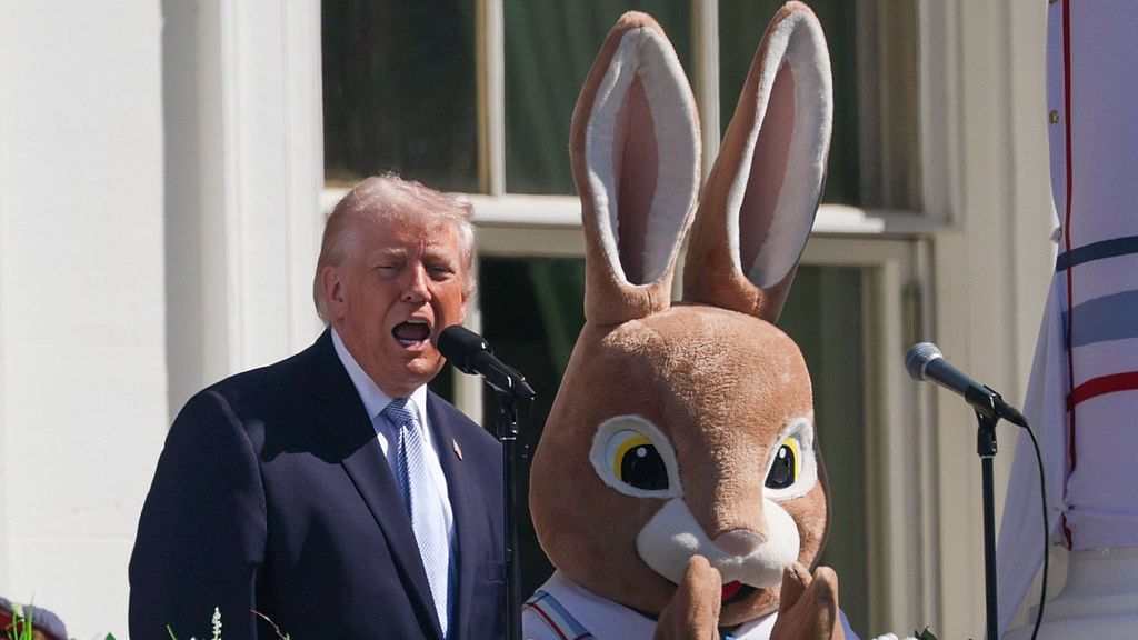 Trump pokazał się po kilku dniach przerwy 