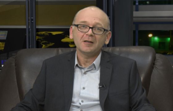 „Holistic” będzie ukazywał się nieregularnie, Jarosław Kociszewski redaktorem naczelnym