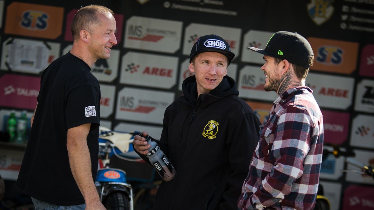 WP SportoweFakty / Ilona Jasica / Na zdjęciu od lewej: Stanisław Burza, Tero Aarnio i Tai Woffinden