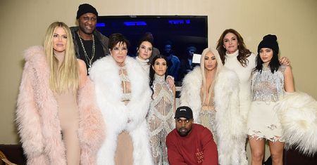 Wstyd? Nie znają tego słowa. Kardashianki pokazały zdjęcia ze świąt