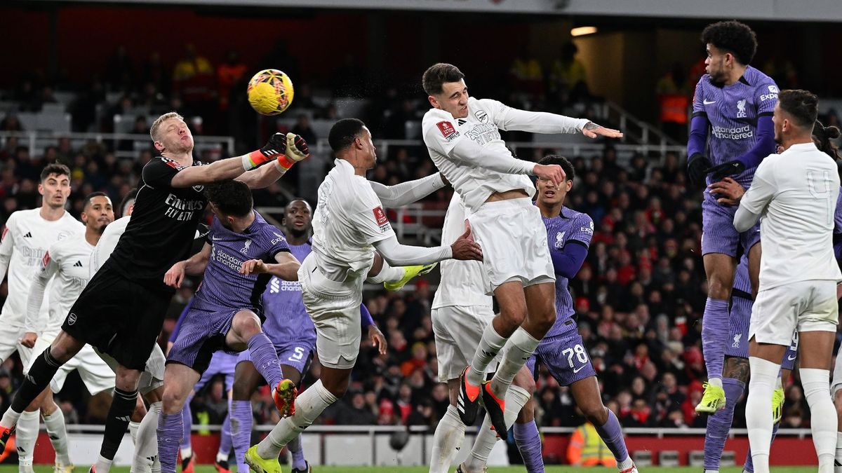 Getty Images / John Powell/Liverpool FC / Samobójcza bramka Jakuba Kiwiora