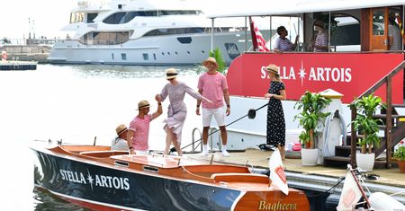 Riviera sprawdzi się nie tylko na Riwierze Francuskiej. Męska garderoba w tym stylu to letni punkt obowiązkowy