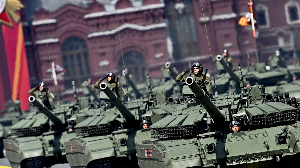 MOSCOW, RUSSIA - MAY 09: Military vehicles and soldiers parade through Red Square as part of the celebrations of the 80th anniversary of Victory in the Great Patriotic War at Red Square in Moscow, Russia on May 9, 2025. Russia marks the 80th anniversary of Victory in the Great Patriotic War of 1941-1945. (Photo by Sefa Karacan/Anadolu via Getty Images)
