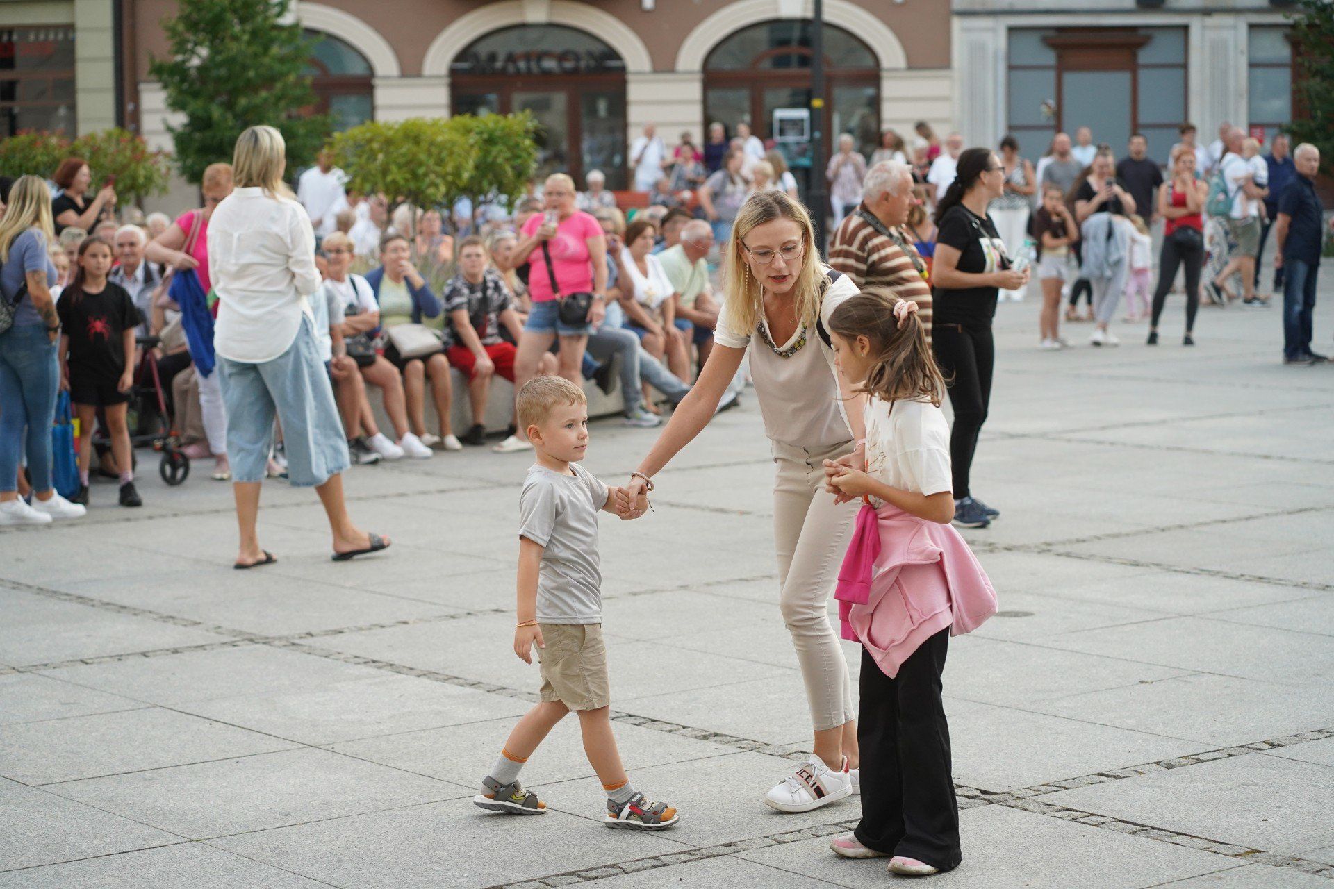 Potańcówka na Głównym Rynku w Kaliszu