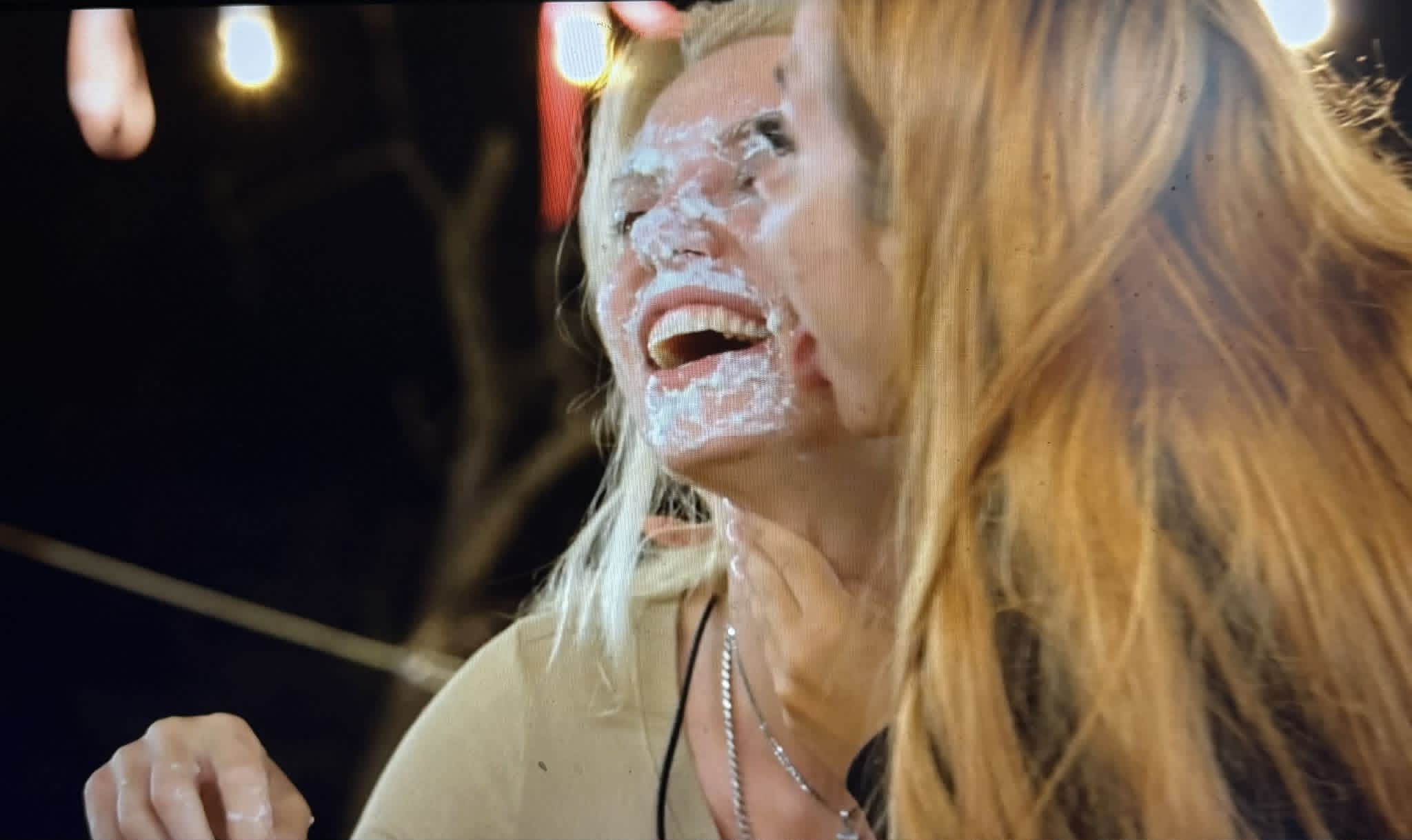 "Królowa przetrwania", odcinek 9.