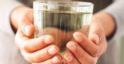 Wlej odrobinę do wody i pij na czczo. Pomoże zbić cholesterol, przyspieszy odchudzanie