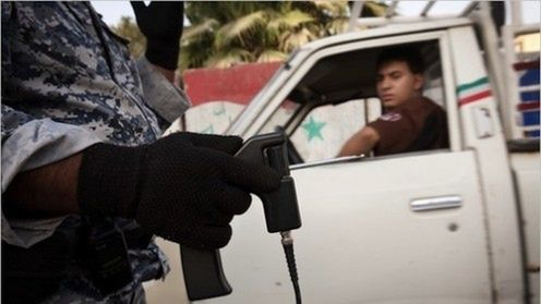 Okupiony krwią przekręt na "wykrywaczach bomb" (wideo) 1