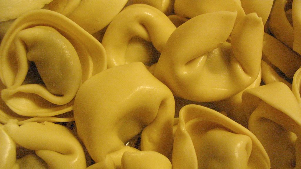 Tortellini z serowym nadzieniem