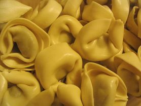 Tortellini z serowym nadzieniem