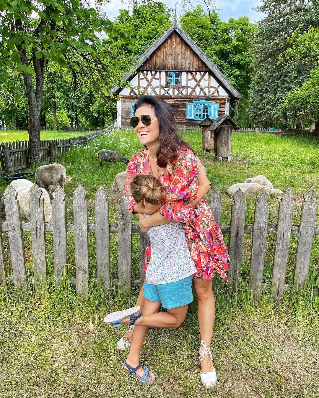 Katarzyna Cichopek doceniona. Dzieci wręczyły jej wyjątkowe prezenty na Dzień Matki 