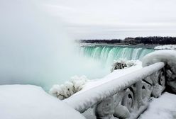 Wodospad Niagara zamarza. Widok zapiera dech w piersiach