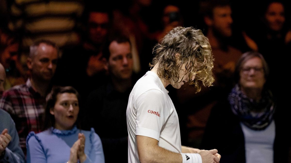 PAP/EPA / Sander Koning / Na zdjęciu: Stefanos Tsitsipas