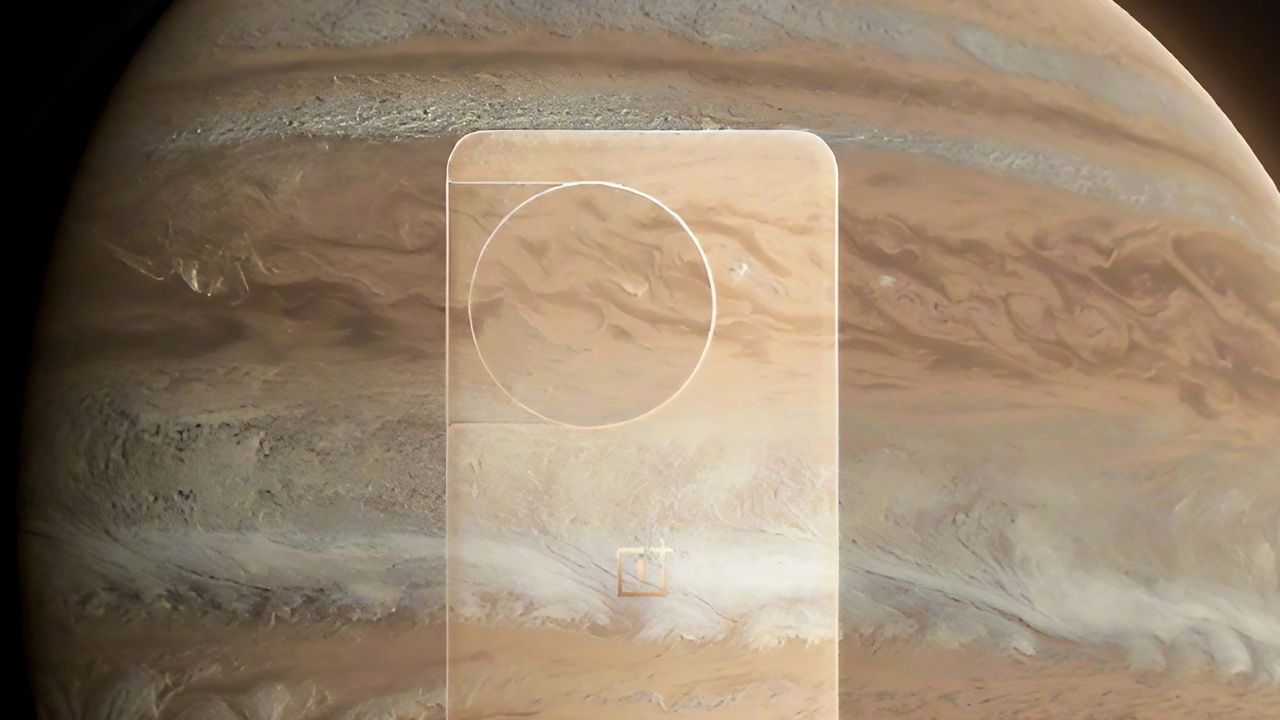 OnePlus 11 Jupiter Rock Edition