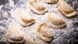 Wapienne: Pierogarnia zaprosiła na kawał porządnej szynki oraz podroby