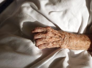 Kolejny stan USA legalizuje wspomagane samobójstwo