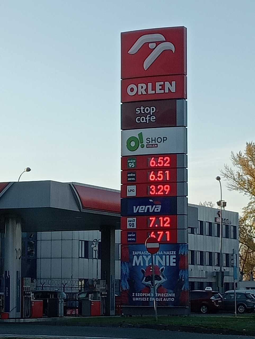 Ceny paliw na stacji PKN Orlen na warszawskim Okęciu