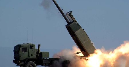 Wojna w Ukrainie. System HIMARS w rękach Ukraińców? "Moglibyśmy ostrzelać Krym" [RELACJA NA ŻYWO]