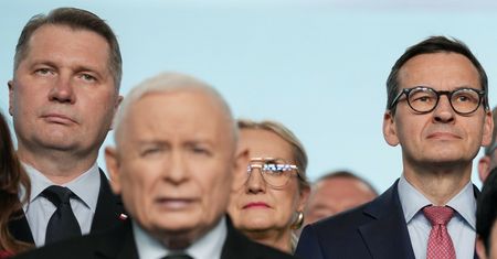 "Projekt Czarnek" na zakręcie. W PiS coraz większe niezadowolenie