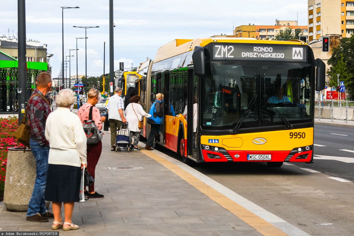 W maju zakupy nowych autobusów zmalały rok do roku o jedną trzecią, a segment miejskich autobusów skurczył się o przeszło 40 proc. 