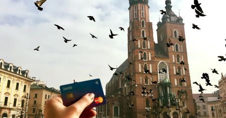 Pokłosie awarii popularnych kart. Revolut liczy na dialog z polskim KNF
