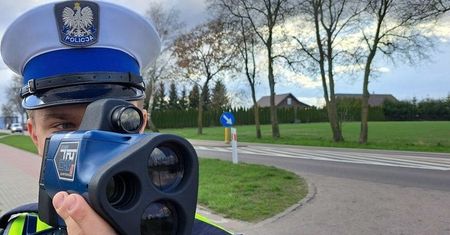 Ropczyce: 23-latek jechał o 67 km/h za szybko. Otrzymał 14 punktów karnych i 4 tysiące złotych mandatu