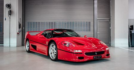 Sebastian Vettel wyprzedaje swoje auta. 4-krotny mistrz świata ma same perełki
