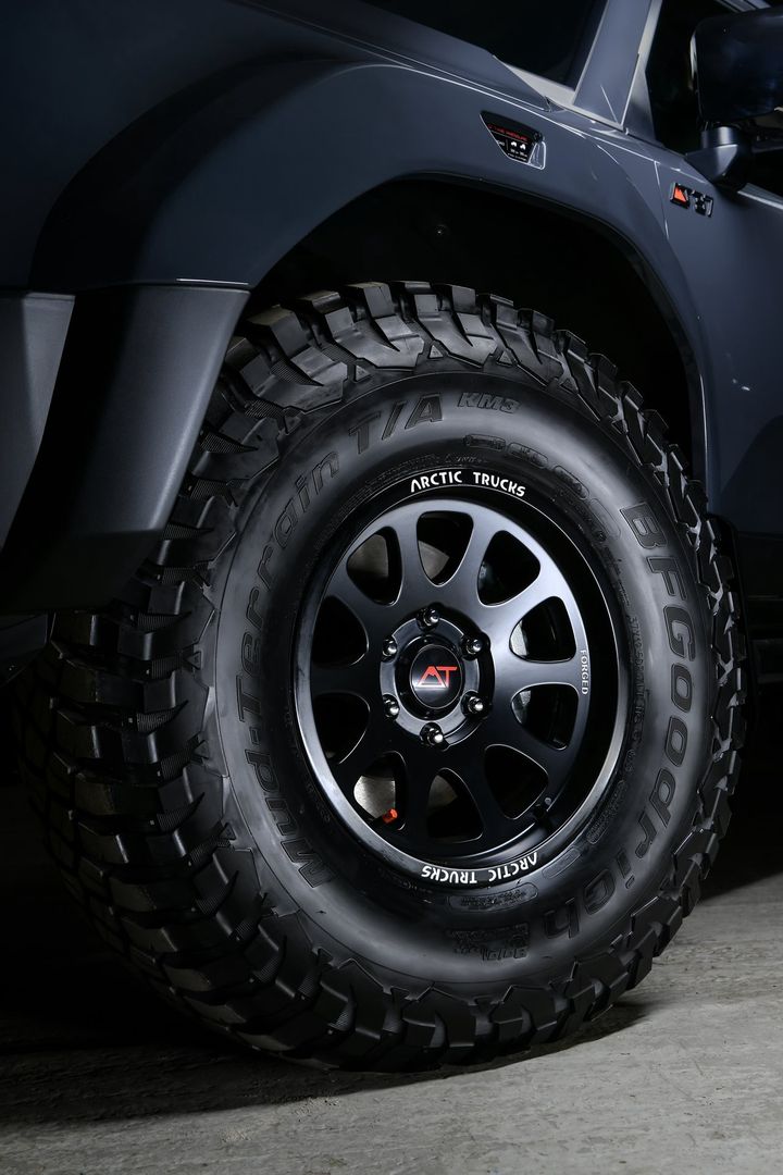 Toyota Land Cruiser 250 Arctic Trucks