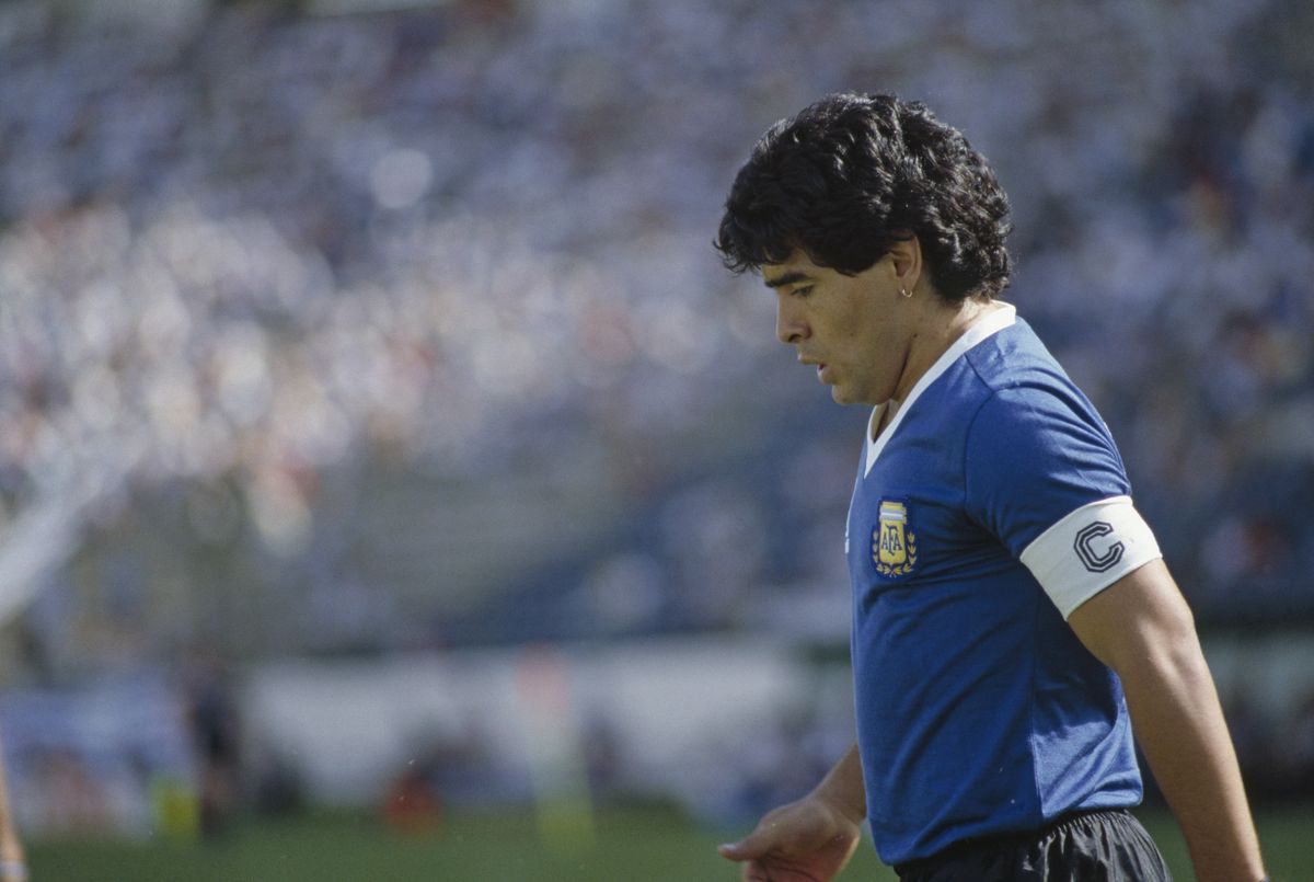 Diego Maradona, mistrz świata z 1986 r., zmarł w wieku 60 lat
