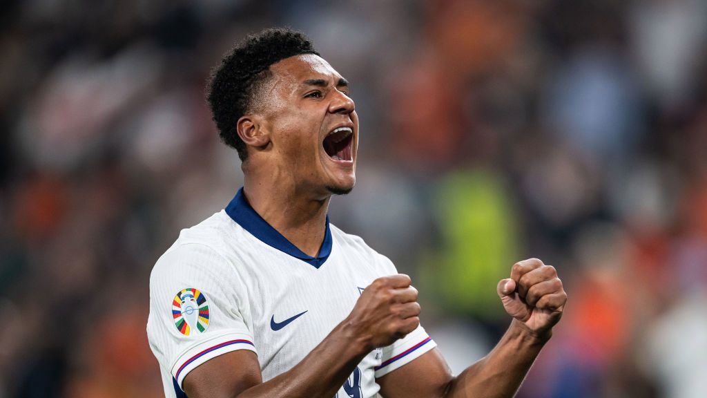 Getty Images /  Marvin Ibo Guengoer - GES Sportfoto / Na zdjęciu: Ollie Watkins