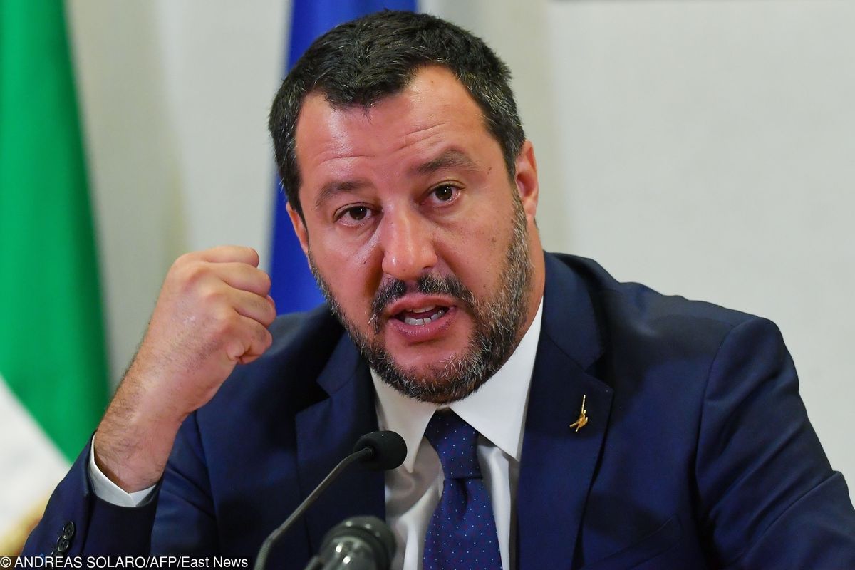Włochy nie wpuściły kolejnego statku z imigrantami. Dekret Matteo Salviniego