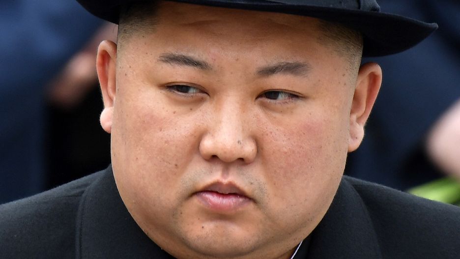 Korea Północna. Pjongjang je owoce morza, a mieszkańcy wsi umierają z głodu