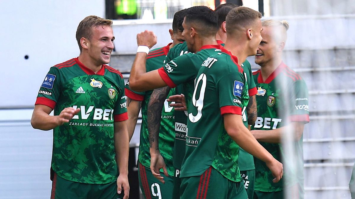 PAP / Sebastian Borowski / Na zdjęciu: piłkarze Śląska Wrocław