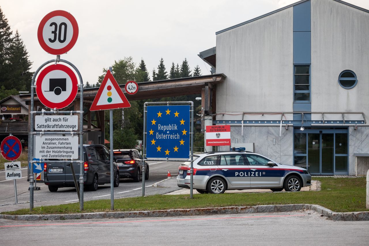 Stoją nawet 4 godz. na granicy, wracając z Chorwacji. "Końca nie widać"