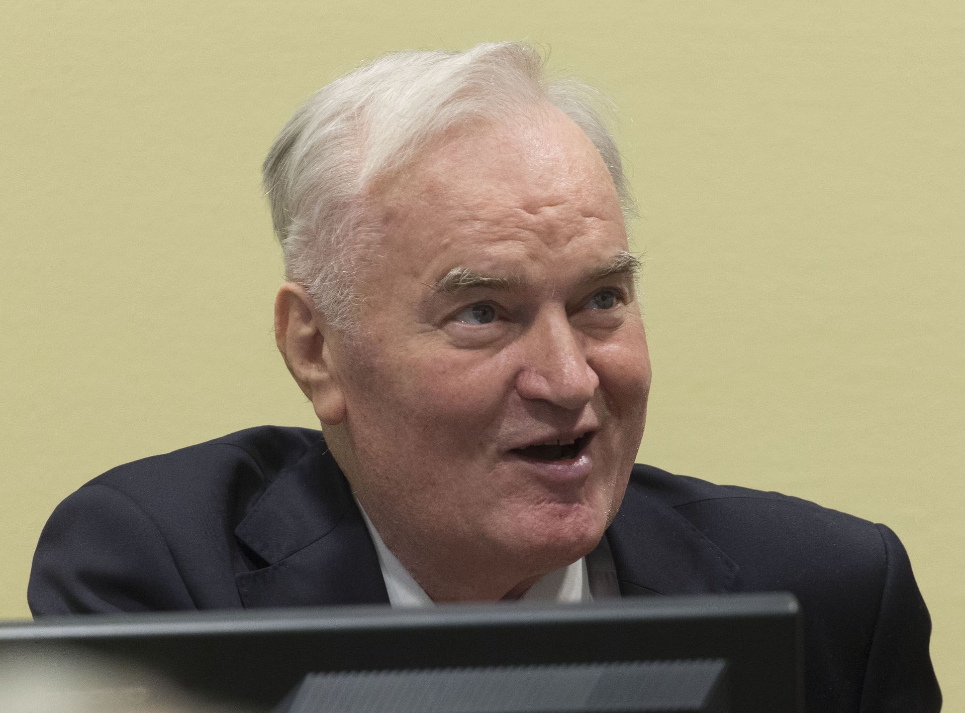 Mladić umiera