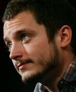 Elijah Wood i psi odpowiednik Russella Crowe'a