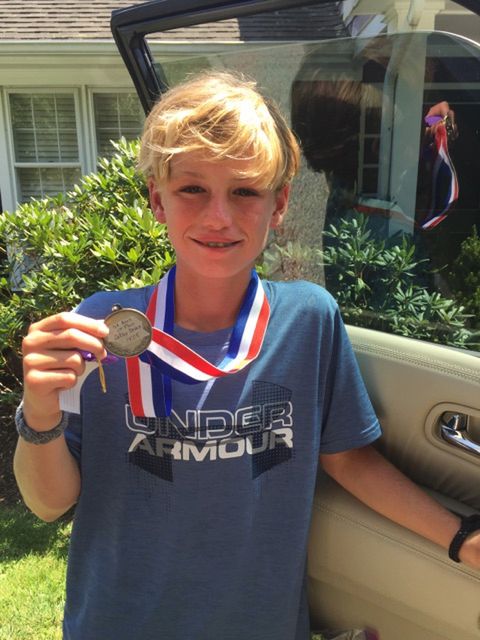 Oakley Debbs cierpiał na astmę i łagodną formę alergii pokarmowej