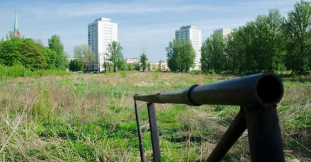 Warszawa sądzi się z deweloperem o stadion "Sarmata". Powstaną tam bloki czy wróci sport?
