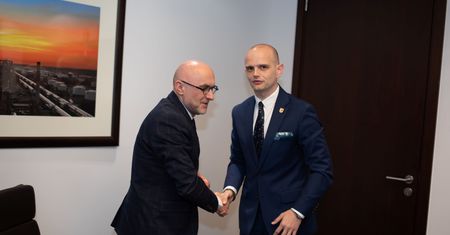 Orlen przeznaczy ponad 140 mln zł na drogi powiatowe i gminne