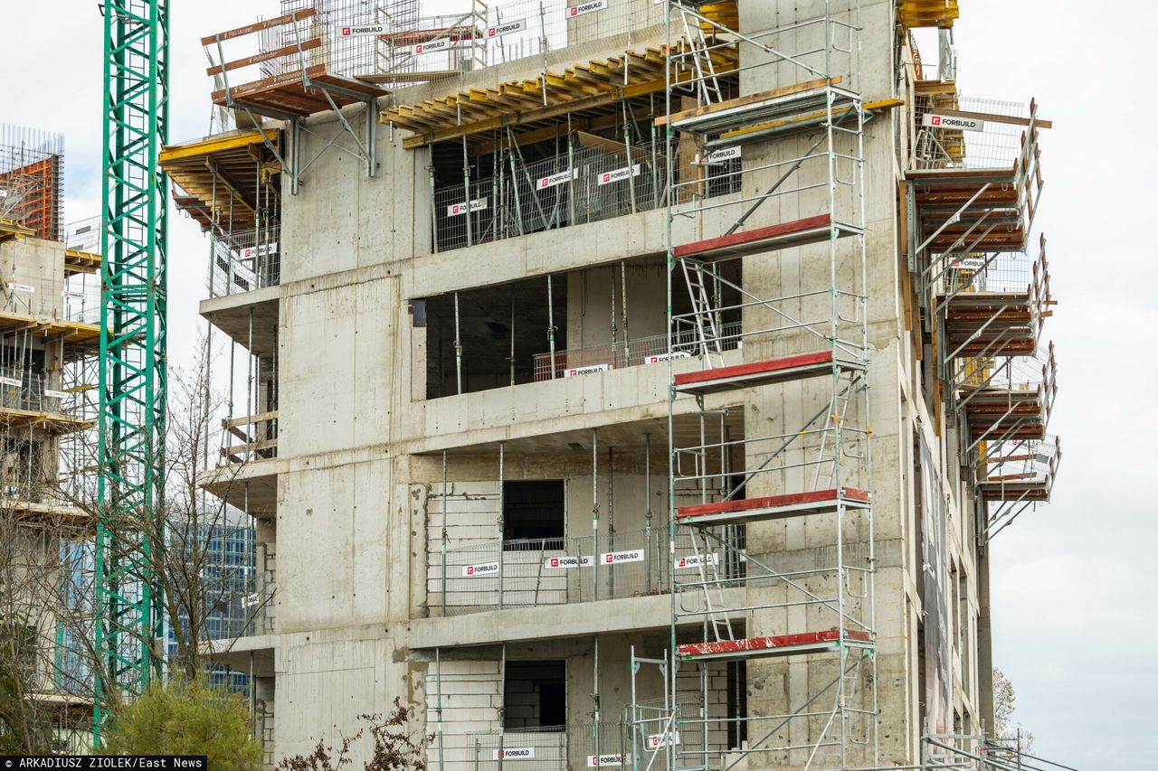 Deweloper wziął 3,5 mln zł zaliczek i zapadł się pod ziemię. Sprawa umorzona