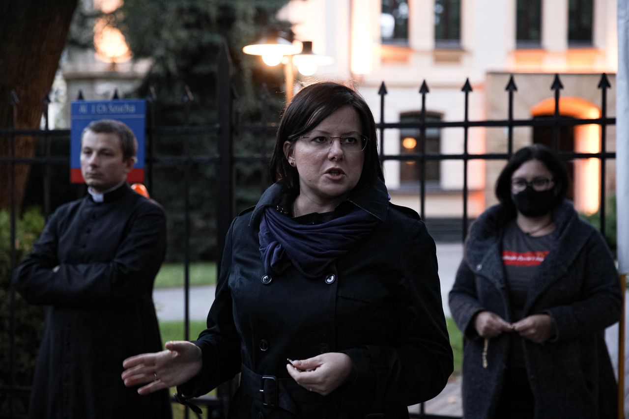 Kaja Godek zorganizowała różaniec przed Trybunałem Konstytucyjnym