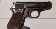 Nazistowski Walther PPK odnaleziony w Polsce. Był ukryty pod podłogą