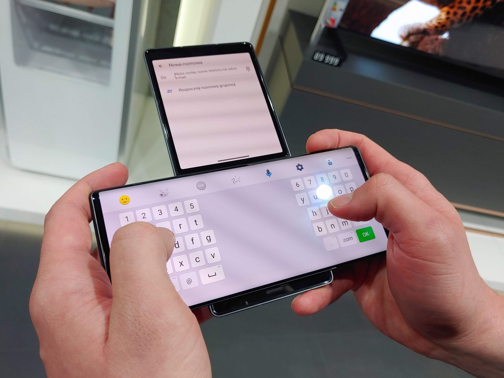 LG Wing z obracanym ekranem w naszych rękach. Pierwsze wrażenia 3