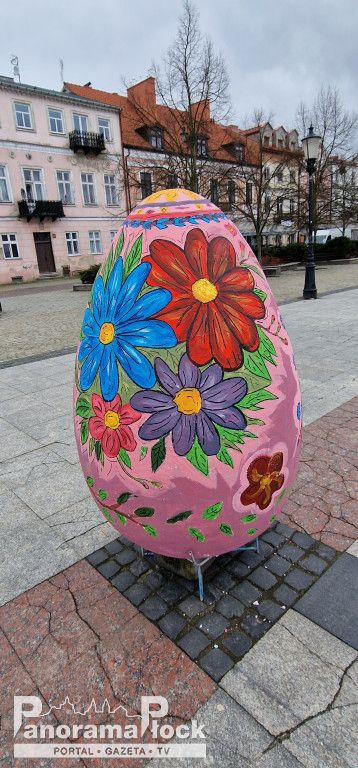Pisanki Wielkanocne na Starym Rynku w Płocku