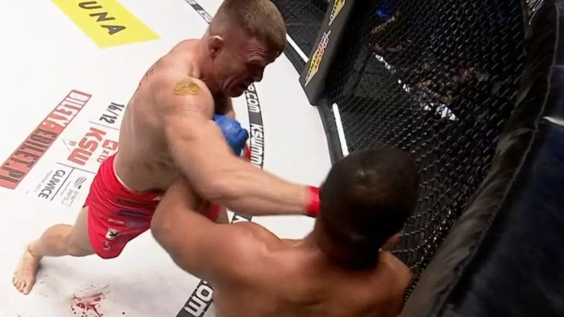 Twitter / Viaplay / Na zdjęciu: nokaut Alberta Odzimkowskiego