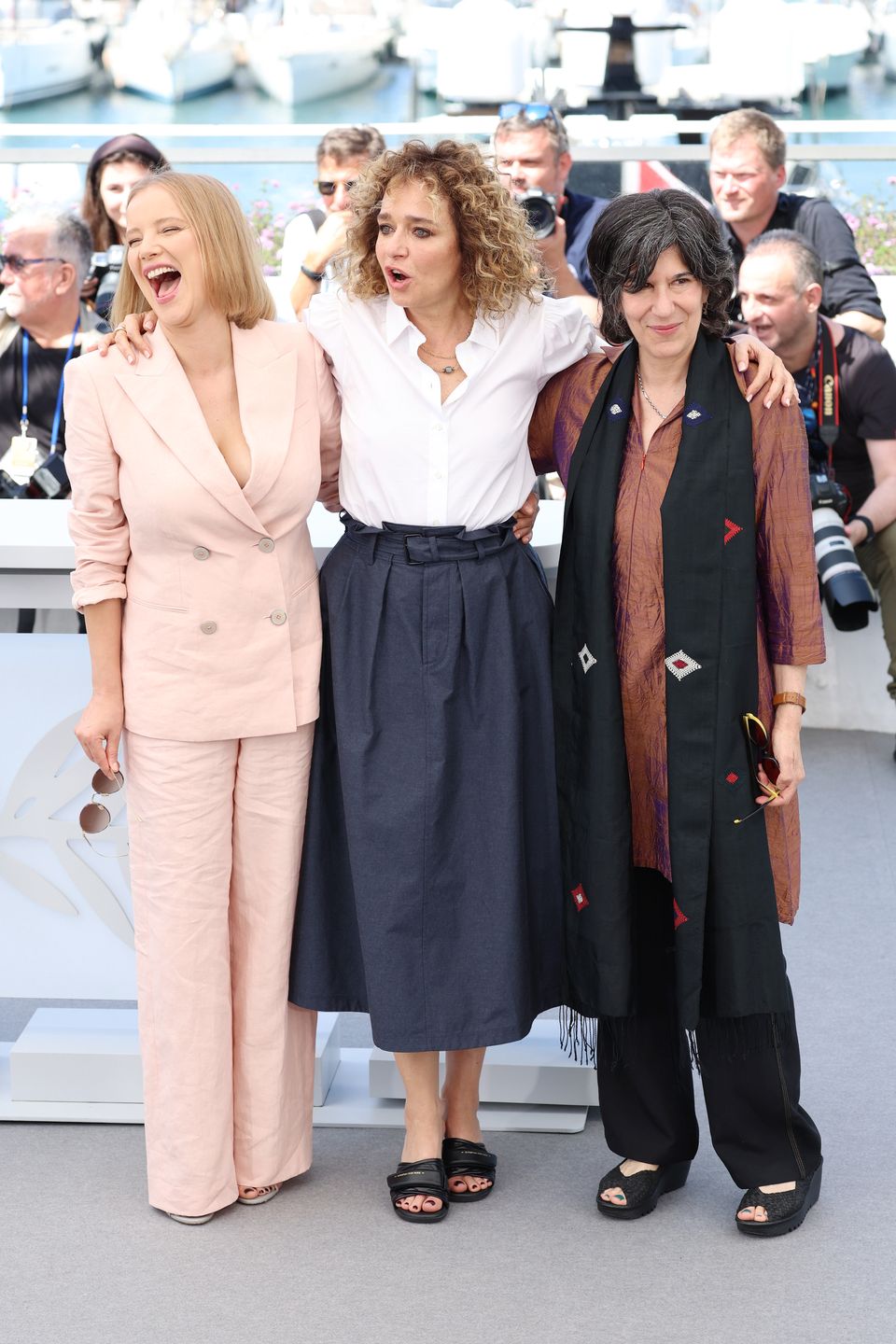 Joanna Kulig w pudroworóżowym garniturze błyszczy na festiwalu w Cannes 