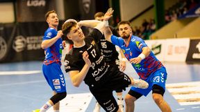 Chrobry ściąga dwóch młodych prawych rozgrywających. Jeden z nich to filar Piotrkowianina