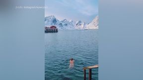 Rozebrała się do bikini i wskoczyła do wody. Wszystko pokazała w sieci